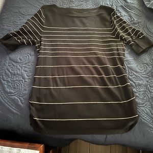(1) Apt. 9 Black 3/4 Sleeve Blouse with Tan Stripes